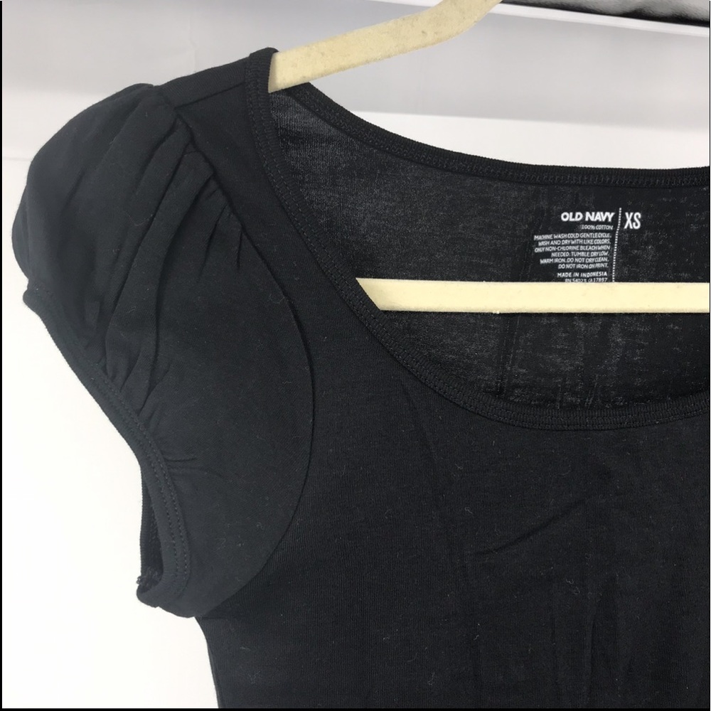 NEW Scoop Neck t-shirt Cap sleeve top XS